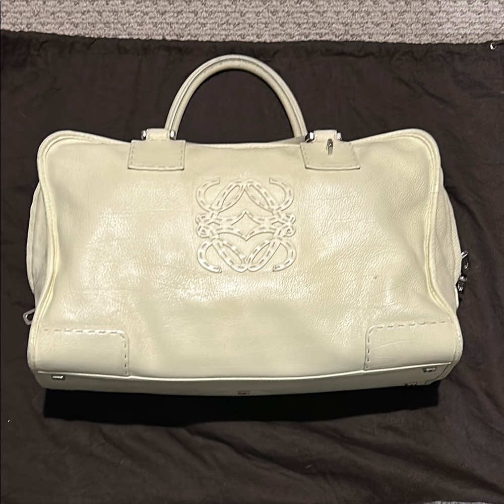Loewe Amazona Banana Cream colored Elegant Handbag
